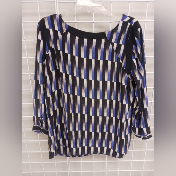 PEA IN POD MATERNITY Liquid NY black & blue striped 100% Silk blouse - Picture 2 of 4